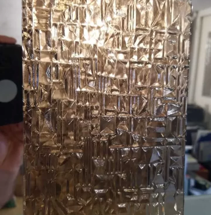 стекло рифленое, геометрия, бронза